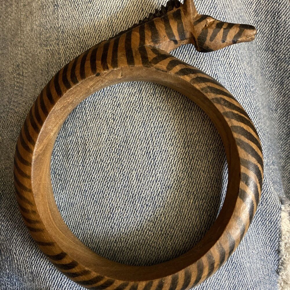 Womens Bracelet Hand Carved Wooden Zebra Vintage Bangle Rare Unbranded
